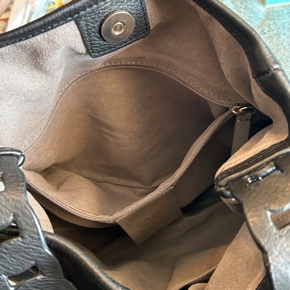 Vince Camuto Deena Black Leather Med Size Hobo Bag EUC - Picture 11 of 16